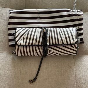 Henri Bendel travel jewlery case